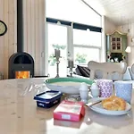 Estrid - 30km From The Sea By Interhome