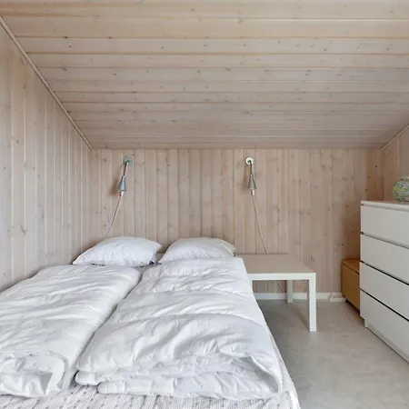 Estrid - 30km From The Sea By Interhome
