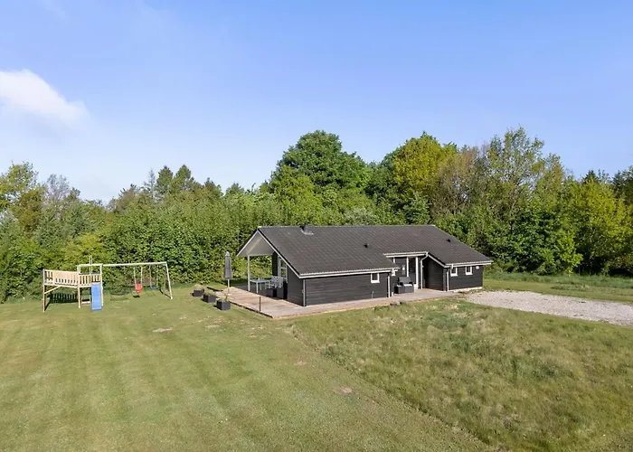 Estrid - 30km From The Sea By Interhome *